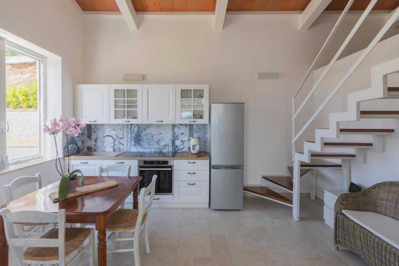 Villa Belvedere By Helloelba Rio nell'Elba Luaran gambar